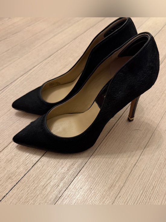 Michael Kors Shoes - MICHAEL KORS Women’s Black Calf Hair Pointed Toe Stiletto Pumps Heels 37.5 7.5